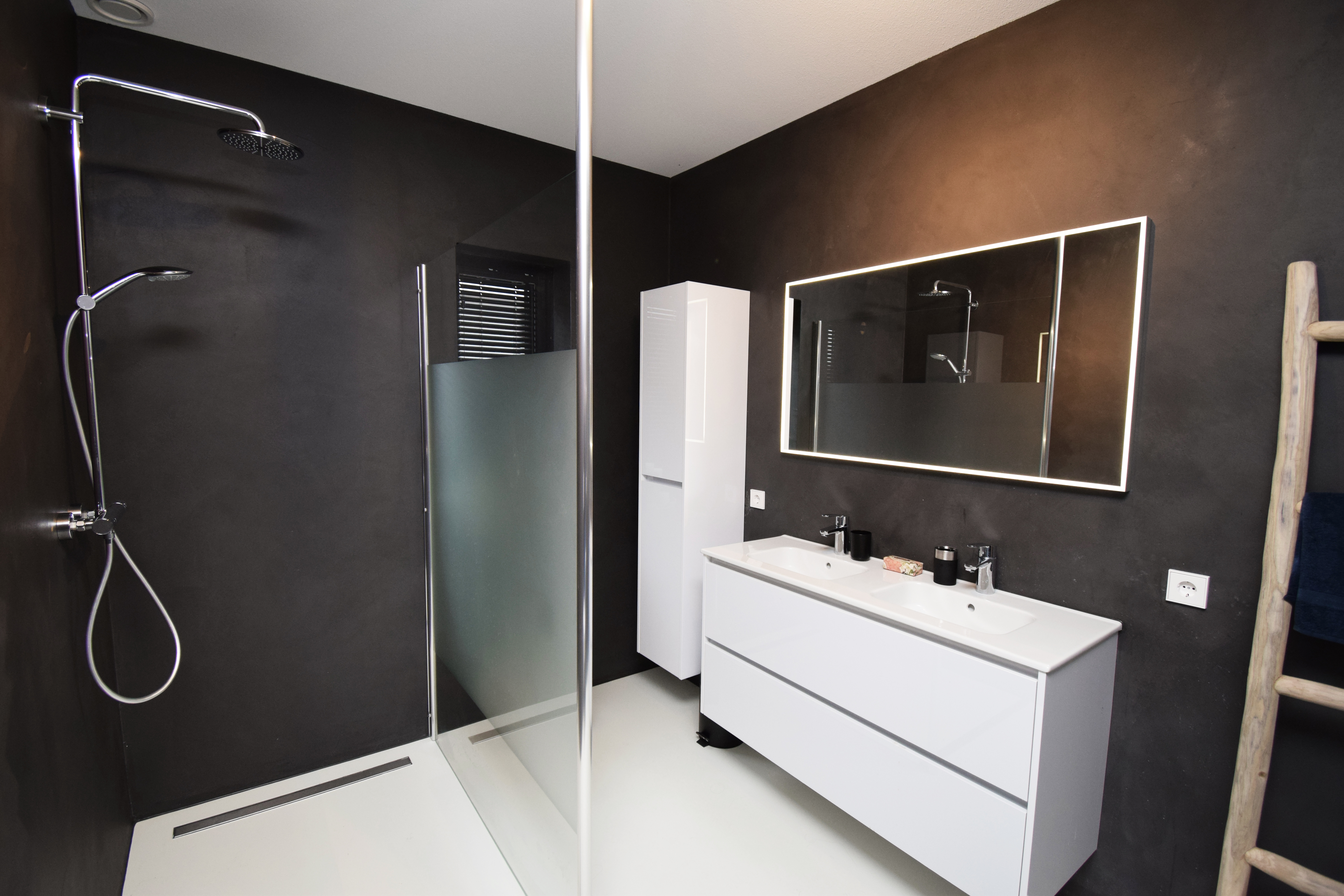Bathroom Application - Cemher Indonesia